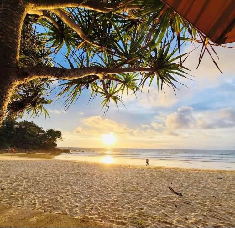 Massuwan Karon Beach 반 사이 유안 외부 사진